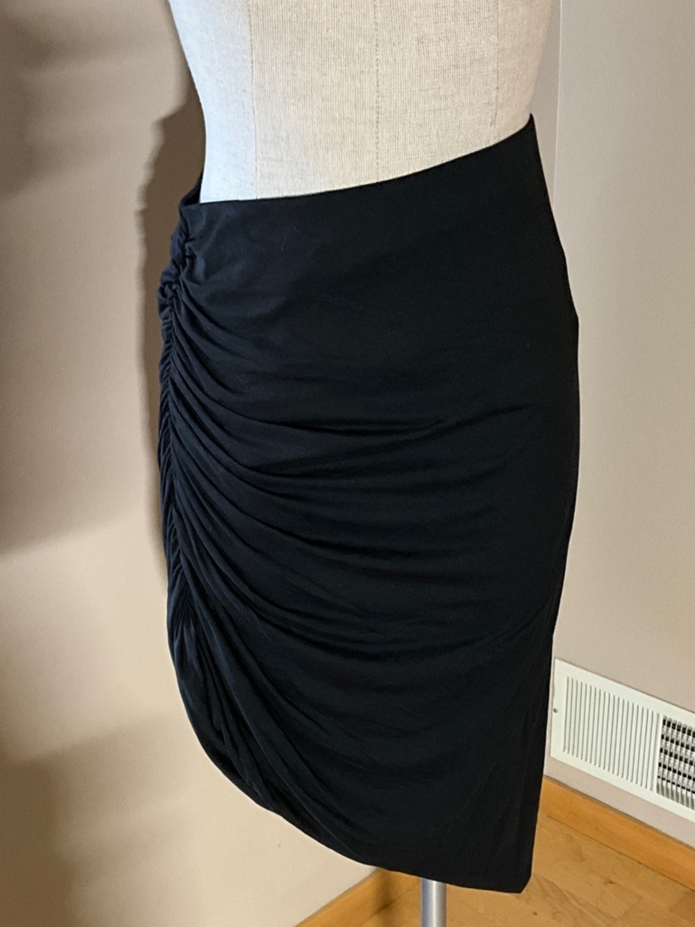 Mustard Seed Black Ruched Side Pencil Skirt